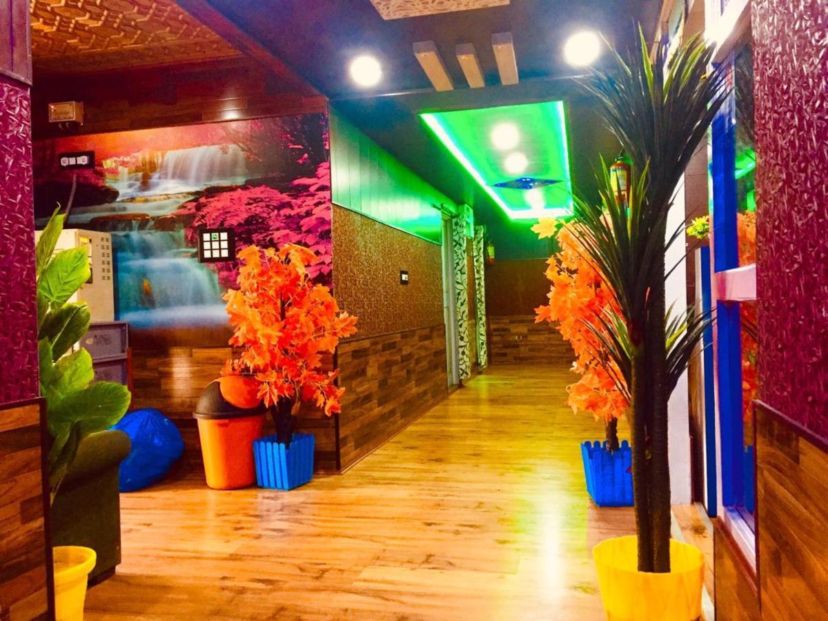 Pine View Resort Гульмарг Экстерьер фото