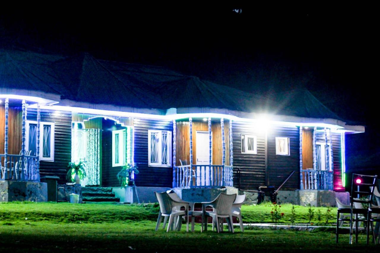 Pine View Resort Гульмарг Экстерьер фото