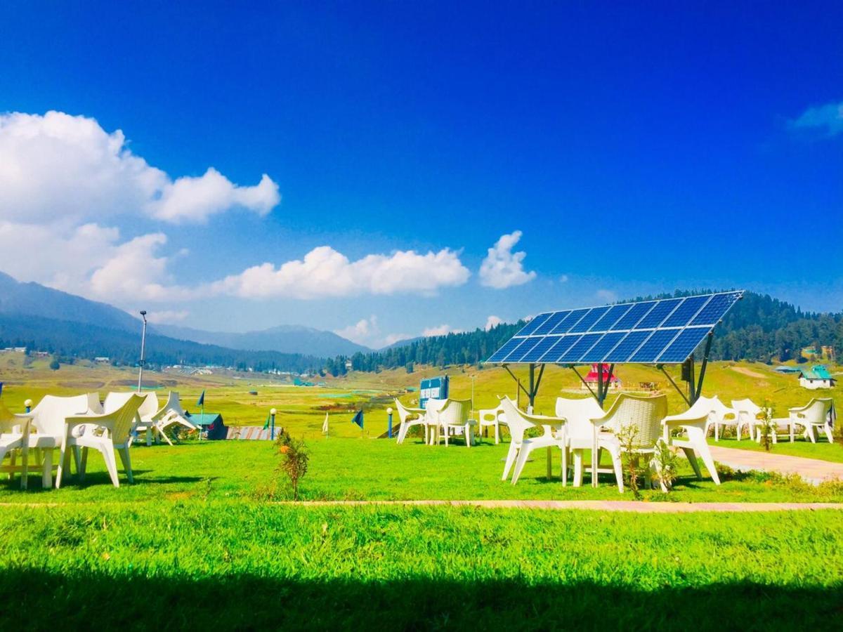 Pine View Resort Гульмарг Экстерьер фото