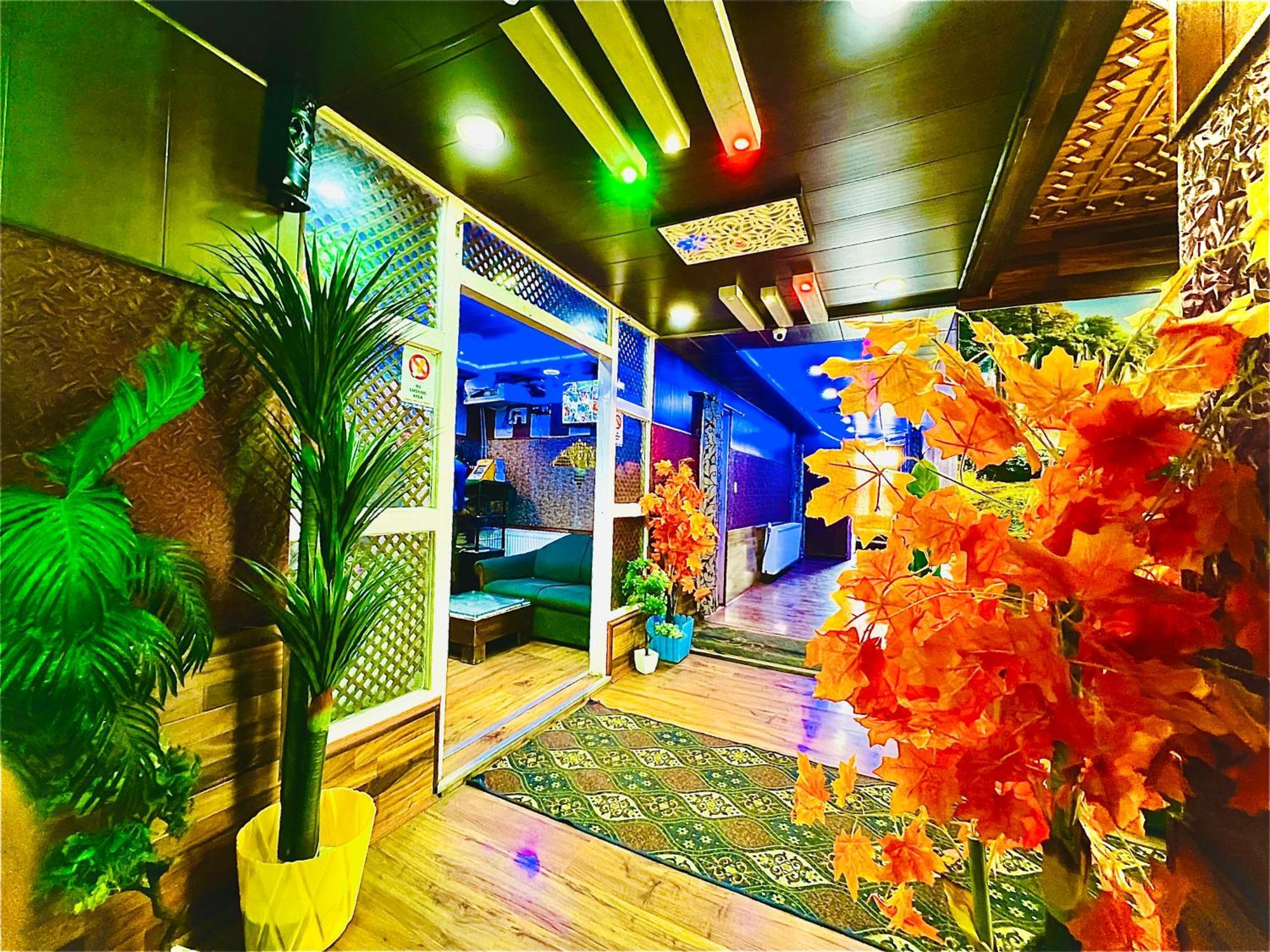 Pine View Resort Гульмарг Экстерьер фото